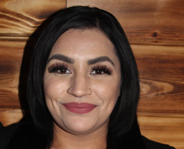 Sintia Espinoza, General Manager